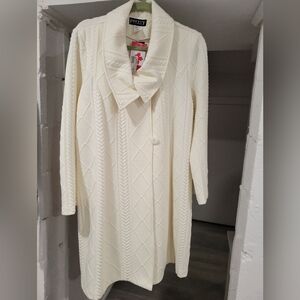 Pretty White Coat XL